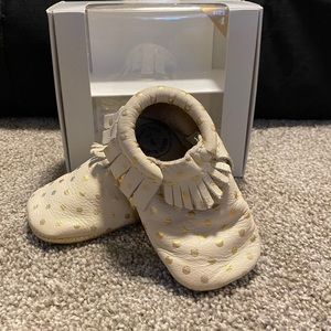 Freshly Picked Baby Moccasin - size 4